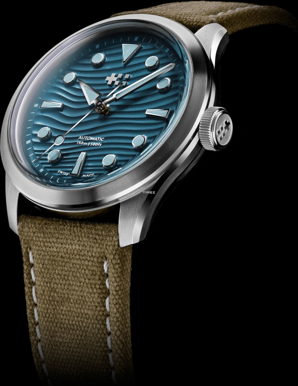 Christopher Ward,C65 38mm,38mm,Stainless Steel,Blue,Automatic,38hours,Sapphire,C65,C65-38A3H4-S00B0-B0