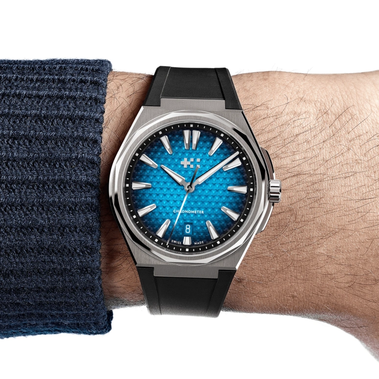 Christopher Ward,The Twelve 40mm,40mm,Titanium,Blue,Automatic,Day,38hours,C12,C12-40ADC1-T00B0-RK