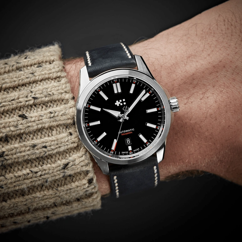 Christopher Ward,C63 39mm,39mm,Stainless Steel,Black,Automatic,Day,38hours,C63,C63-39ADA3-S00K2-VK