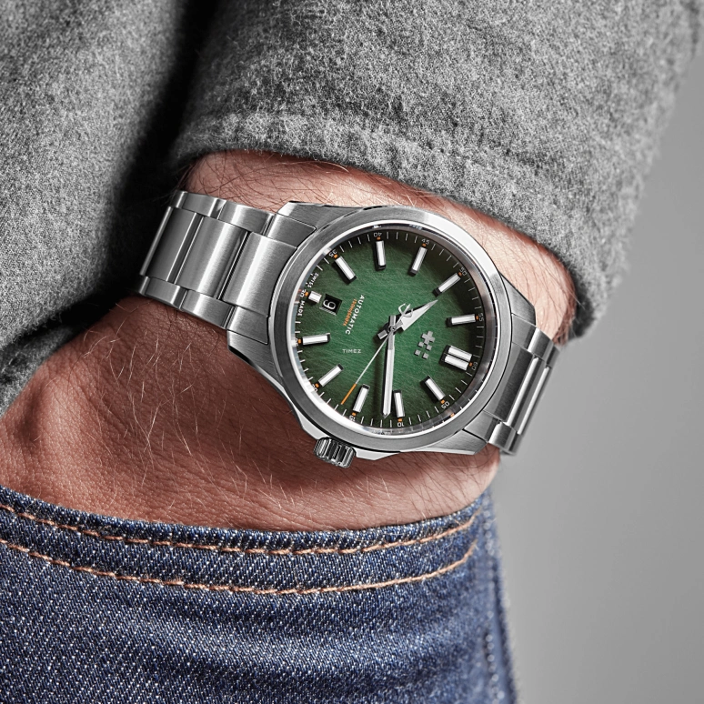 Christopher Ward,C63 39mm,39mm,Stainless Steel,Green,Automatic,Day,38hours,C63,C63-39ADA3-S00V2-B0