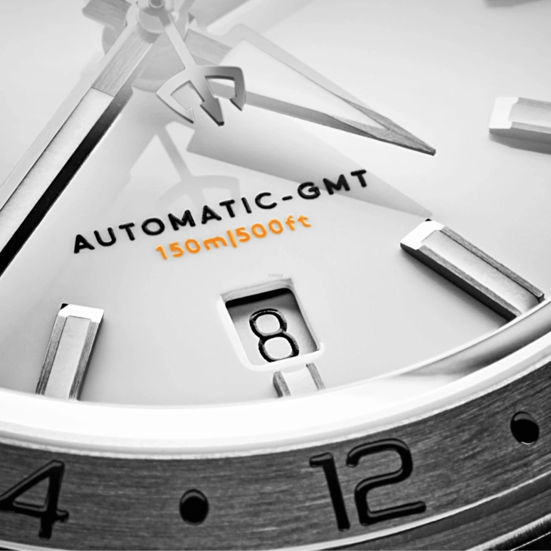 Christopher Ward,C63 39mm,39mm,Stainless Steel,White,Automatic,Day,Dule Time,C63,C63-39AGM3-S00W2-VC