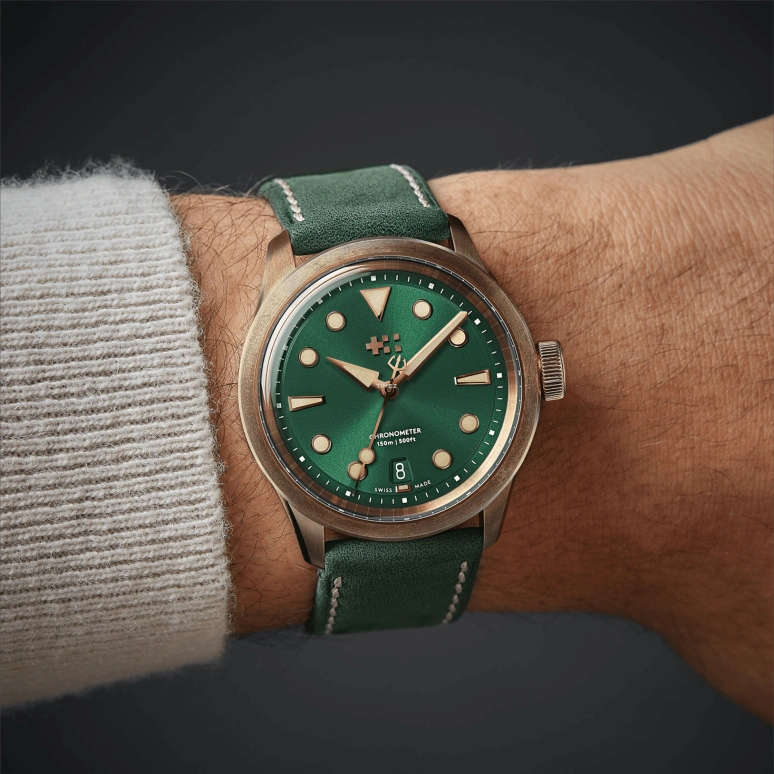 Christopher Ward,C65 38mm,38mm,Bronze,Green,Automatic,Day,38hours,C65,C65-38ADC3-BP0V0-VV