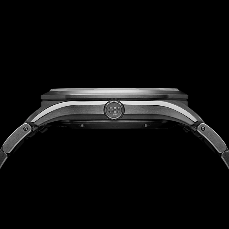 Christopher Ward,C63 40mm,40mm,Titanium,Black,Automatic,Day,38hours,C63,C63-40ADA3-T00K1-B0