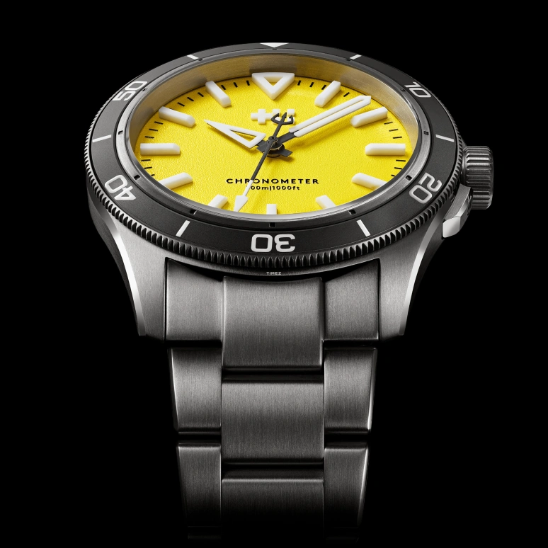 Christopher Ward,C60 41mm,41mm,Titanium,Ceramic,Yellow,Automatic,56hours,Sapphire,Crystal Glass,C60,C60-41C3H31T0KY0-B0