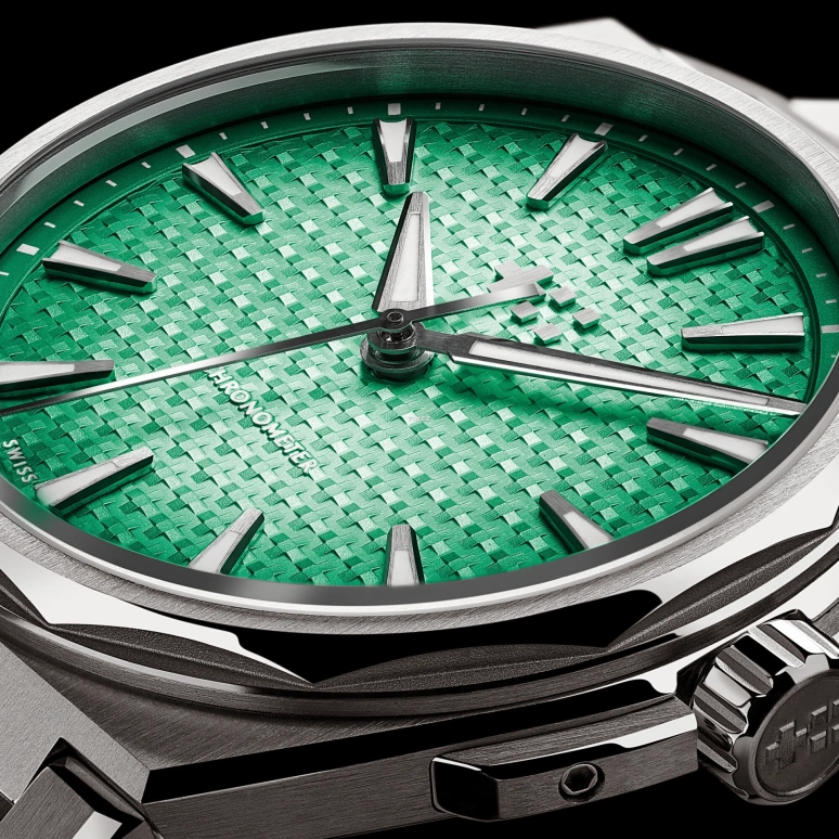 Christopher Ward,The Twelve 36mm,36mm,Titanium,Green,Automatic,38hours,Sapphire,Crystal Glass,C12,C12-36AHC1-T00V0-RK
