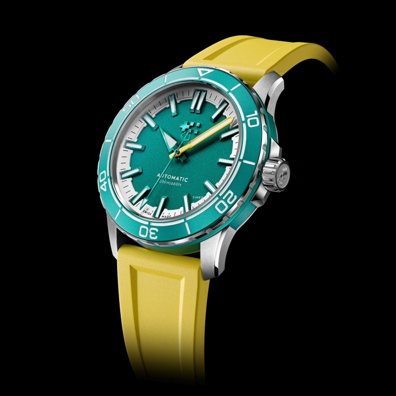 Christopher Ward,C60 41mm,41mm,Stainless Steel,Aluminium,Green,Automatic,38hours,Sapphire,Crystal Glass,C60,C60-41A3H31S0VV0-RY