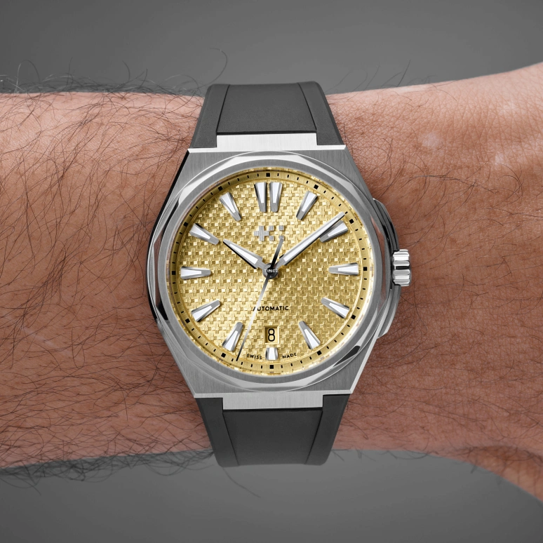 Christopher Ward,The Twelve 44.50mm,44.50mm,Stainless Steel,Yellow,Automatic,Day,38hours,C12,C12-40ADA1-S00A0-RK