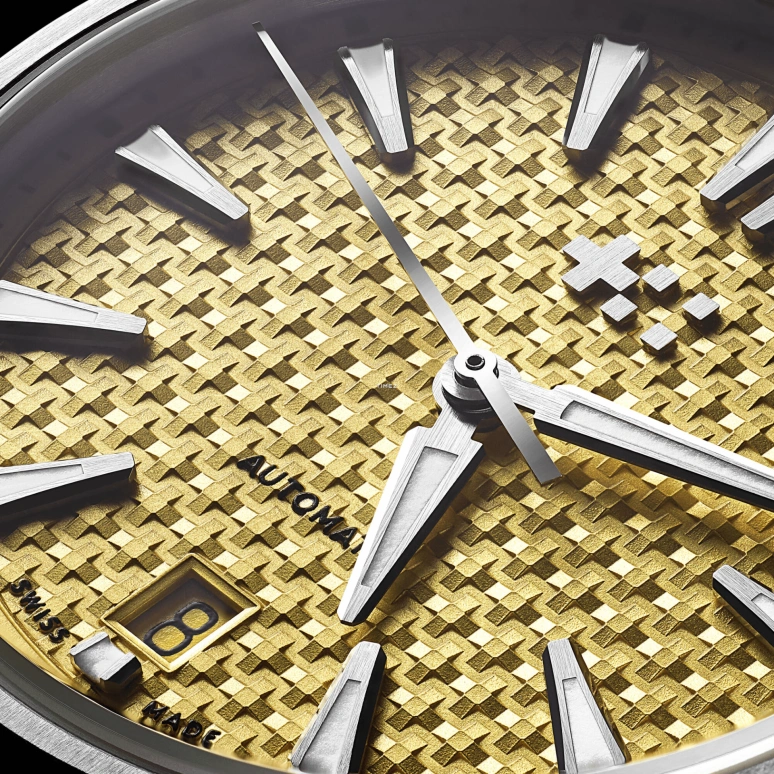 Christopher Ward,The Twelve 38mm,38mm,Stainless Steel,Beige,Automatic,Day,38hours,C12,C12-38ADA1-S00A1-B0