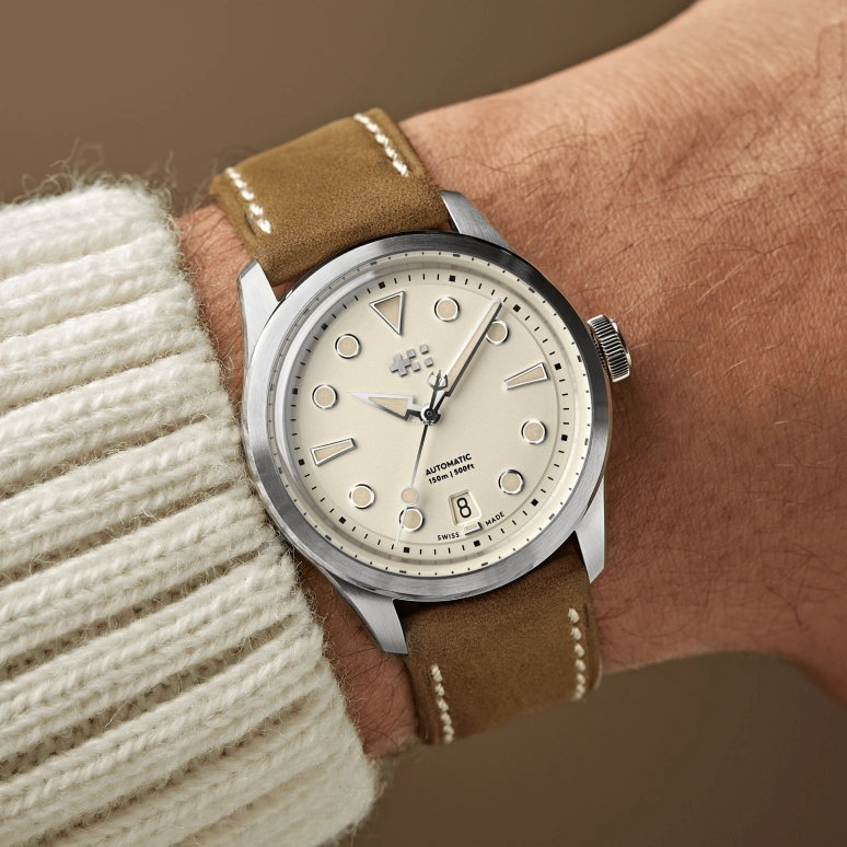 Christopher Ward,C65 38mm,38mm,Stainless Steel,Sand,Automatic,Day,38hours,C65,C65-38ADA3-S00E0-VC