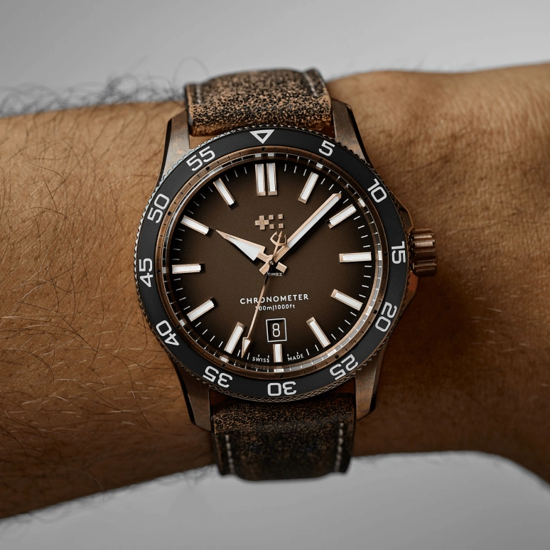 Christopher Ward,C60 42mm,42mm,Bronze,Brown,Automatic,Day,38hours,C60,C60-42ADC31BPKK0-VT1