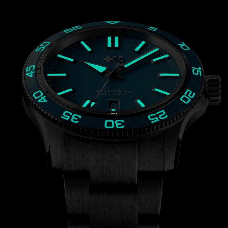 Christopher Ward,C60 42mm,42mm,Stainless Steel,Blue,Automatic,Day,38hours,C60,C60-42ADA31S0BB2-B0