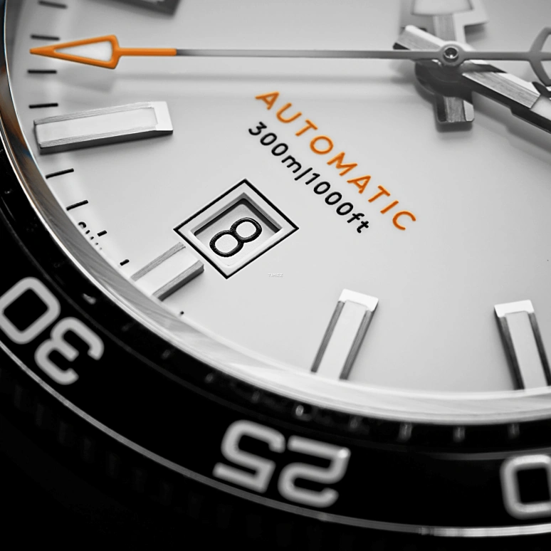 Christopher Ward,C60 42mm,42mm,Stainless Steel,Ceramic,White,Automatic,Day,38hours,C60,C60-42ADA31S0KW1-RO2