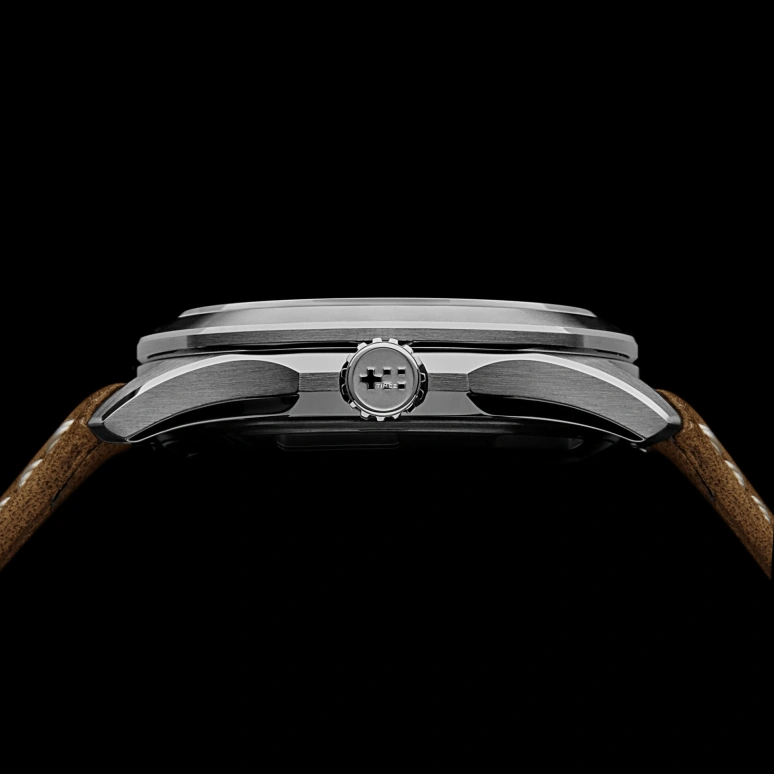 Christopher Ward,C63 39mm,39mm,Stainless Steel,Black,Automatic,Day,38hours,C63,C63-39ADA3-S00K2-VC