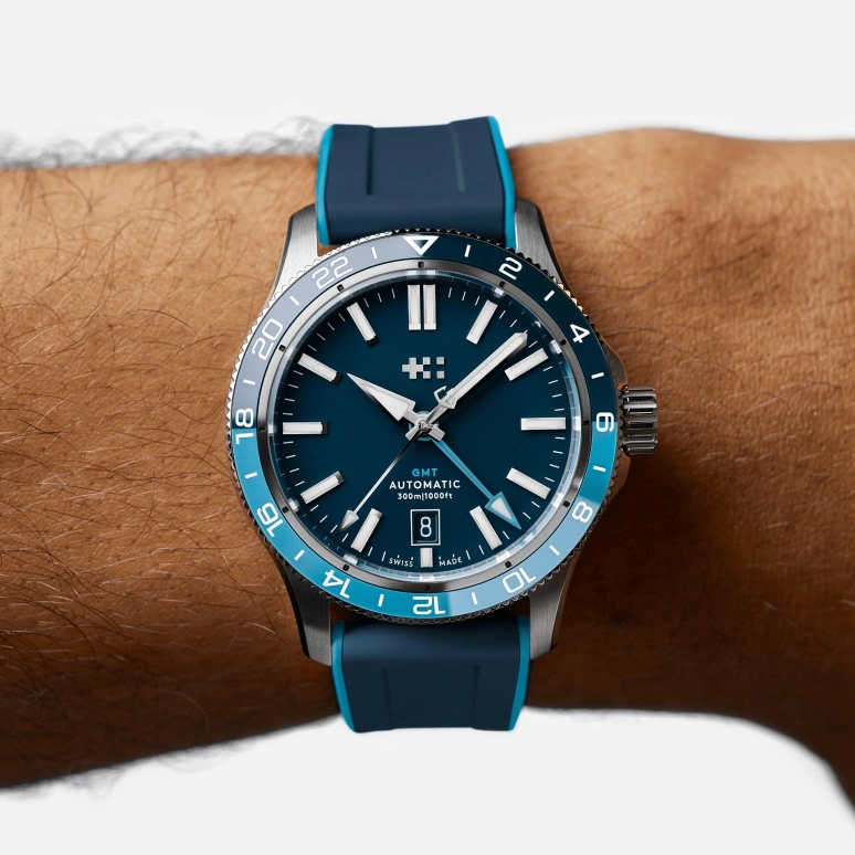 Christopher Ward,C60 40mm,40mm,Stainless Steel,Blue,Automatic,Day,Dule Time,GMT,C60,C60-40AGM31S0BB0-RBB