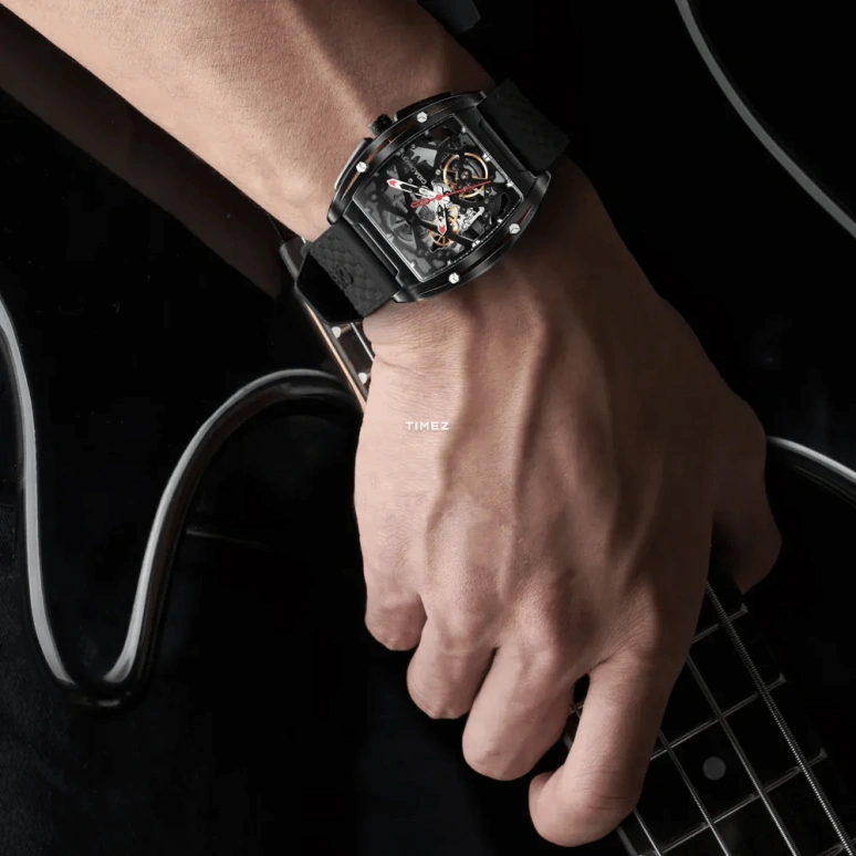 CIGA Design,Series Z 40.80x48mm,40.80x48mm,Stainless Steel,Black,Automatic,Sapphire,Crystal Glass,Rectangular,Z031,Z031-BLBL-W15BK
