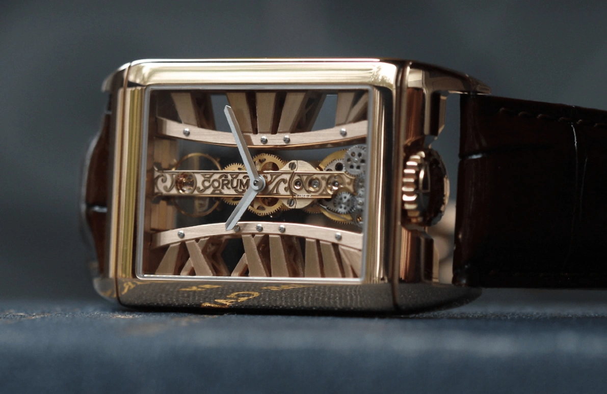 Corum,GOLDEN BRIDGE 29.50x42.20mm,29.50x42.20mm,Rose Gold,Skeleton,Handwound,40hours,In-house Caliber,B113,B113/04145 - 113.050.55/0F02 0000R