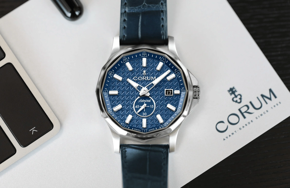 Corum,Admiral 42mm,42mm,Stainless Steel,White,Automatic,Day,In-house Caliber,A395,A395/04293 - 395.110.20/0F03 AB60