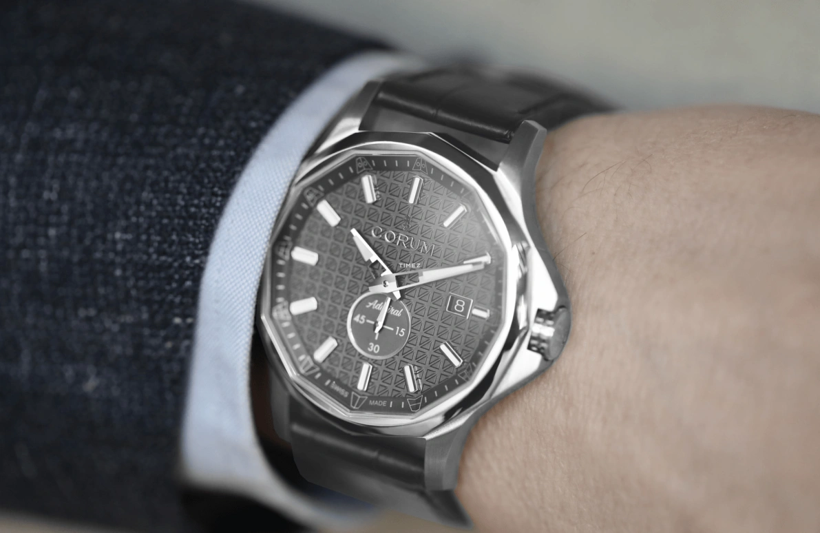 Corum,Admiral 42mm,42mm,Stainless Steel,Black,Automatic,In-house Caliber,Sapphire,Crystal Glass,A395,A395/04294 - 395.110.20/0F01 AN60