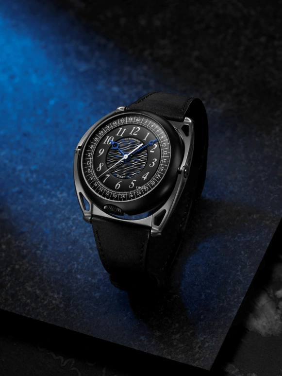 De Bethune,DB KIND OF TWO JUMPING GMT 43.30mm,43.30mm,Titanium,Zalium,Black,Handwound,Dule Time,Jumping Seconds,DBK2V1SB