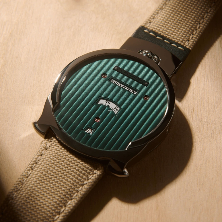 De Bethune,DBD 42.60mm,42.60mm,Titanium,Green,Handwound,Month,Date,Day,Jumping Minutes,120hours,In-house Caliber,DBDRE