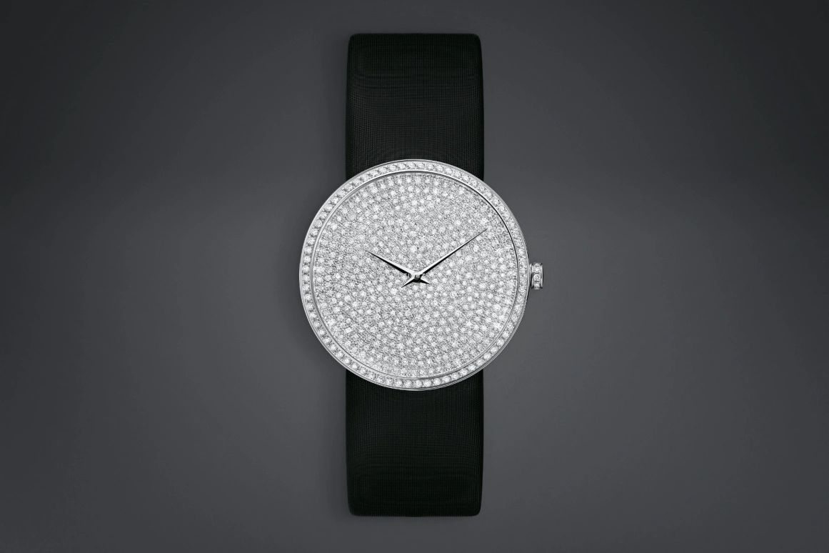 Dior,High Timepieces 38mm,38mm,White Gold,Silver,Handwound,Sapphire,Crystal Glass,Round,CD043964A001 0000