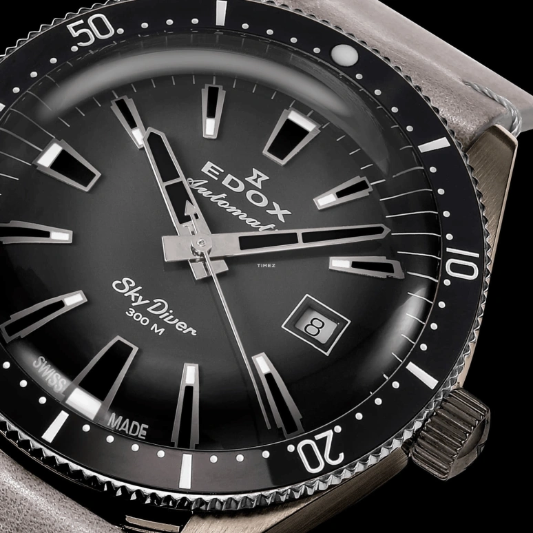 EDOX,Skydiver 42mm,42mm,Stainless Steel,Grey,Automatic,Day,41hours,80126,80126-3VIN-GDN