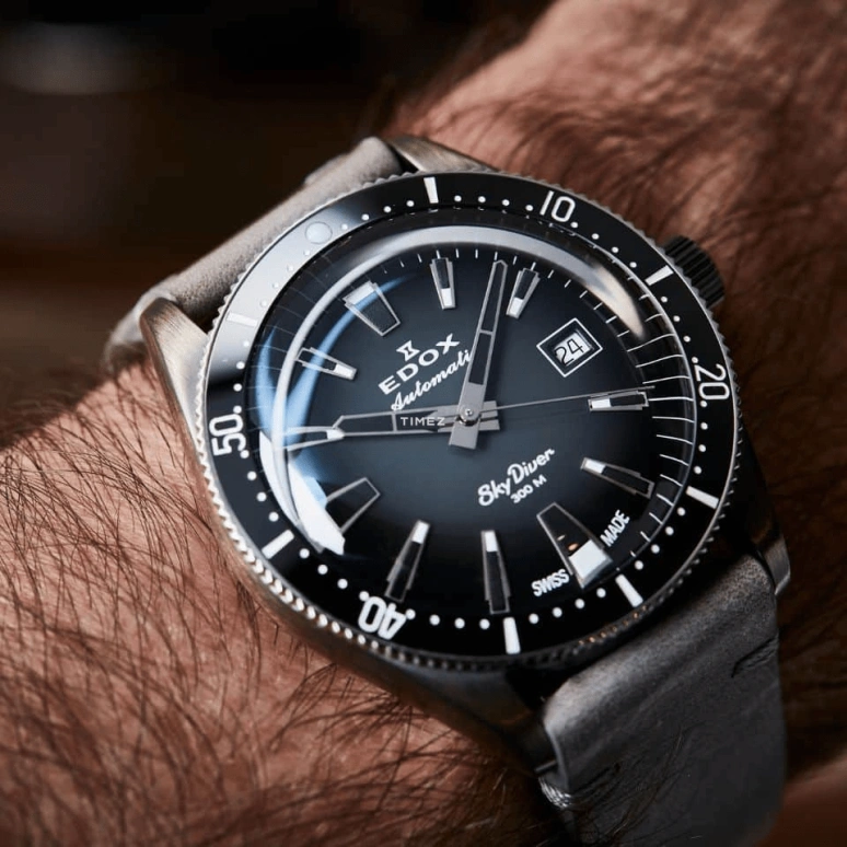 EDOX,Skydiver 42mm,42mm,Stainless Steel,Grey,Automatic,Day,41hours,80126,80126-3VIN-GDN