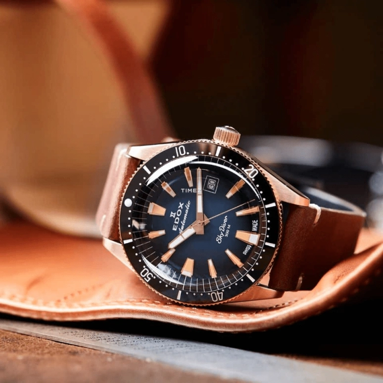 EDOX,Skydiver 42mm,42mm,Bronze,Blue,Automatic,Day,41hours,80126,80126-BRN-BUIDR