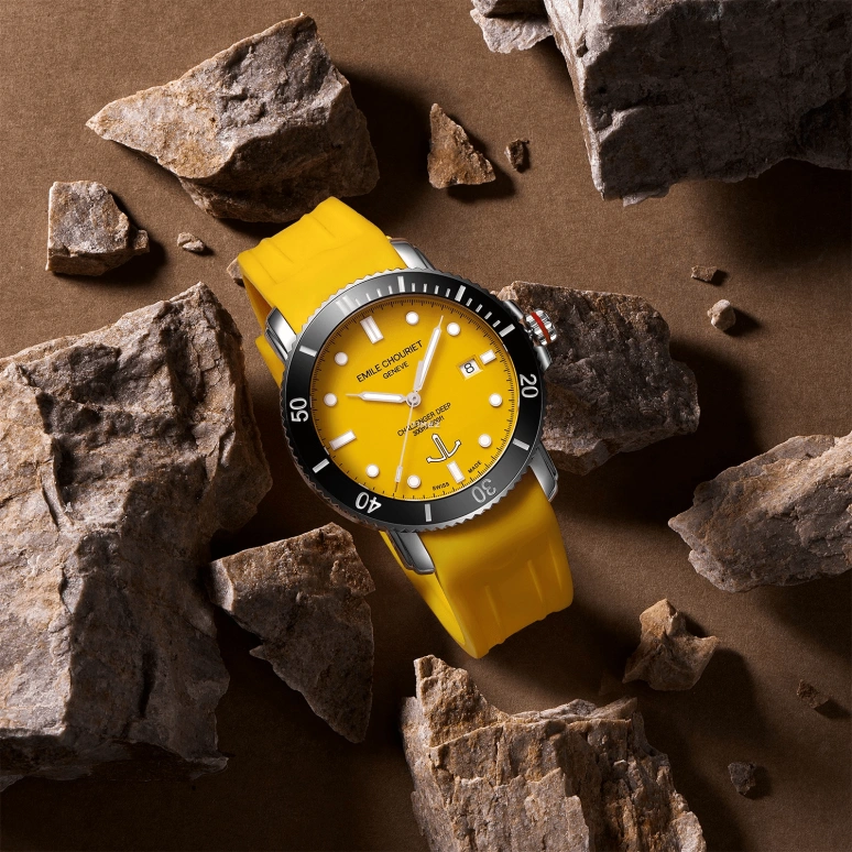 Emile Chouriet,CHALLENGER 42.50mm,42.50mm,Stainless Steel,Yellow,Automatic,Day,Sapphire,Crystal Glass,08,08.1169.G.6.AW.33.8