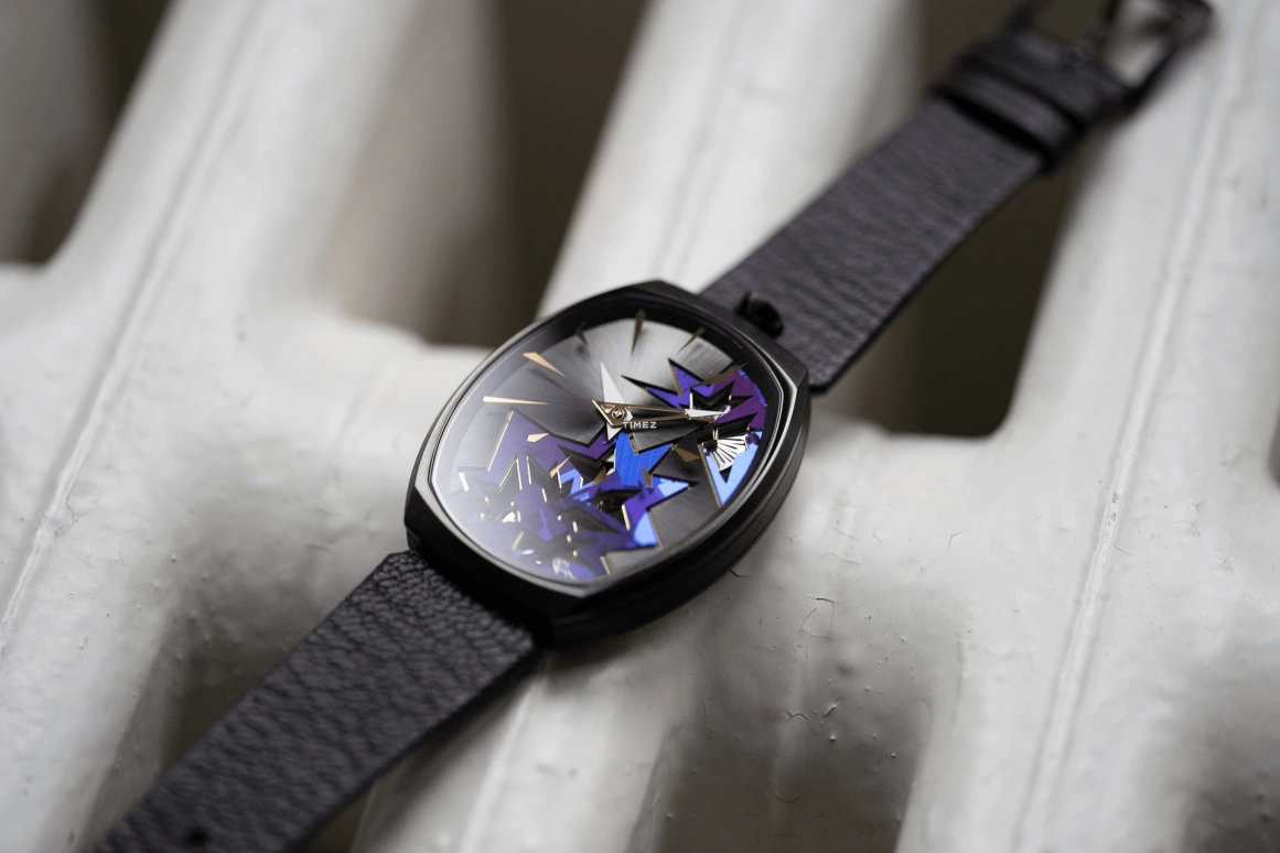 Fiona Krüger,Chaos 48x40mm,48x40mm,Titanium,Black,Blue,Handwound,Oval,Black,ENTROPY I PURPLE POW