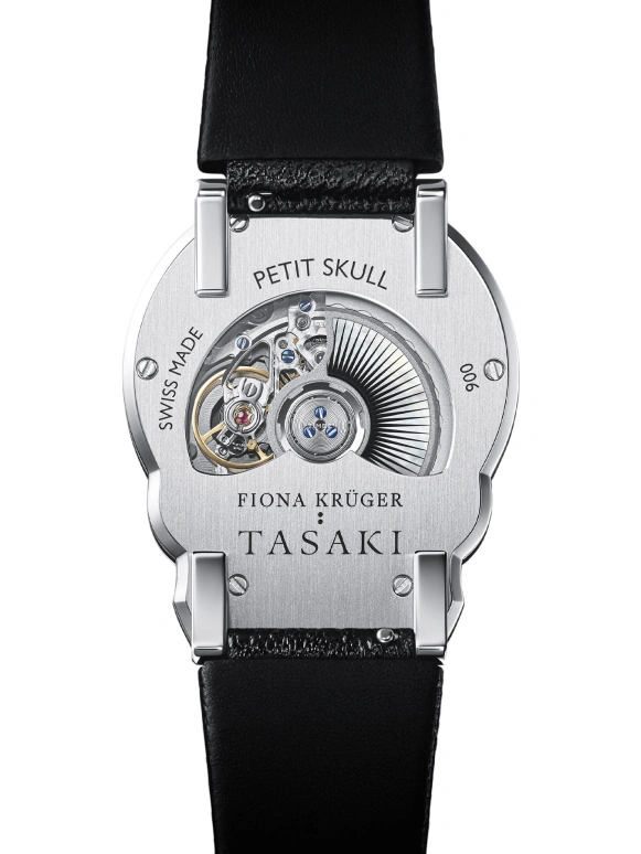 Fiona Krüger,Skull 48x34.50mm,48x34.50mm,Stainless Steel,Silver,Black,White,Handwound,Sapphire,Other,TASAKI PETIT SKULL BLACK LINES