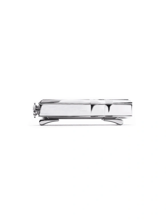 Fiona Krüger,Skull 48x34.50mm,48x34.50mm,Stainless Steel,White,Automatic,Sapphire,Other,PETIT SKULL RUBY SMILE