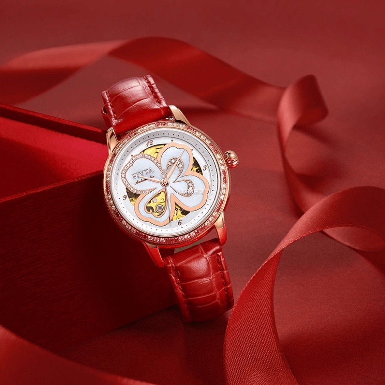 FIYTA,Clover 34.60mm,34.60mm,Stainless Steel,Rose Gold,White,Automatic,Sapphire,Round,LA8262,LA8262.GWSS