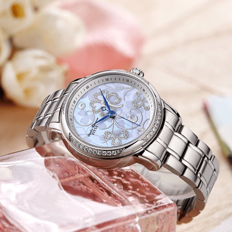 FIYTA,Clover 34.60mm,34.60mm,Stainless Steel,Silver White,Automatic,Sapphire,Round,LA8570,LA8570.WWWD