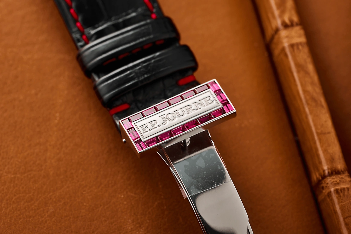 FP Journe,Souveraine 44mm,44mm,Platinum,Black,Red,Handwound,Power Reserve Indicator,Tourbillon,Tourbillon Souverain Joaillerie Rubis
