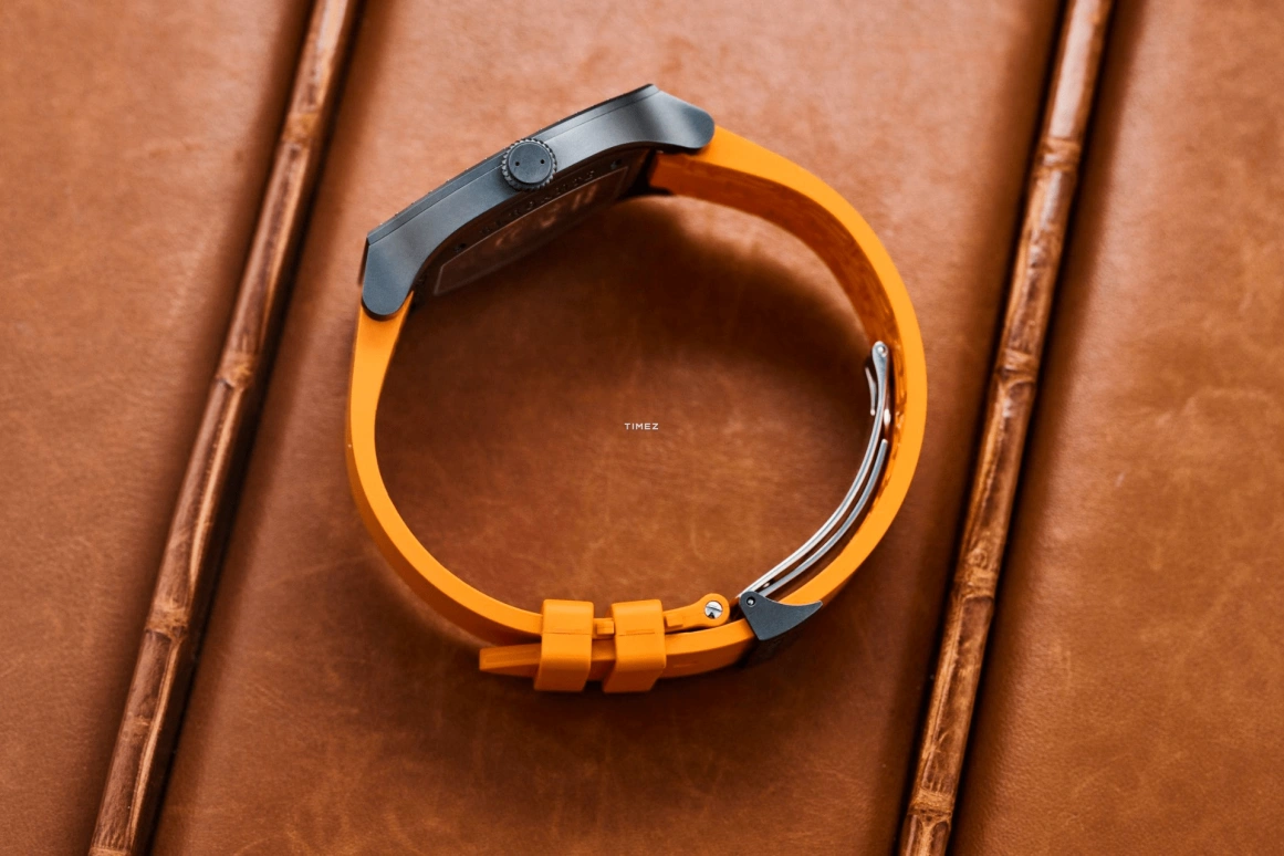 FP Journe,ELEGANTE 48x40mm,48x40mm,Titanium,Black,Quartz,Sapphire,Tonneau,1210 Ginos Dream tit orange