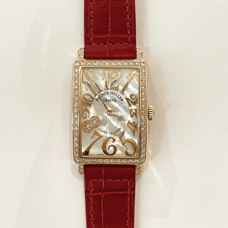 Franck Muller,LONG ISLAND 44x26mm,44x26mm,Rose Gold,White,Quartz,Sapphire,Rectangular,952QZ REL MOP D1R CD8