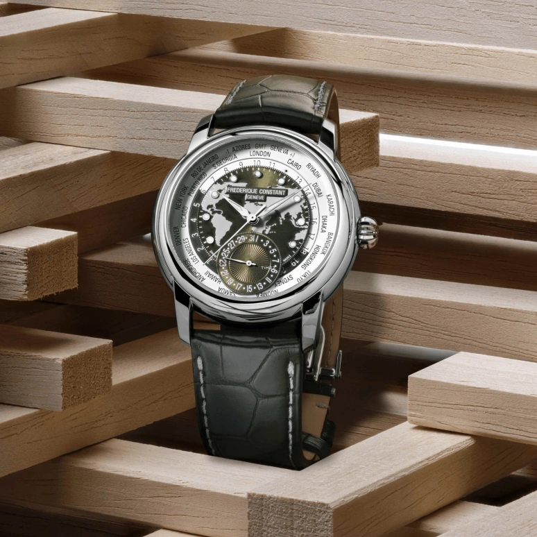 Frederique Constant,Classics 42mm,42mm,Stainless Steel,White,Green,Automatic,Day,World Time,Day / Night Indication,FC,FC-718KWM4H6