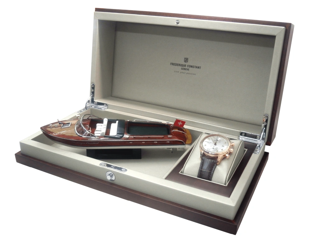 Frederique Constant,Runabout 42mm,42mm,Stainless Steel,Luminous,White,Silver,Blue,Automatic,38hours,In-house Caliber,FC,FC-303RMN5B6