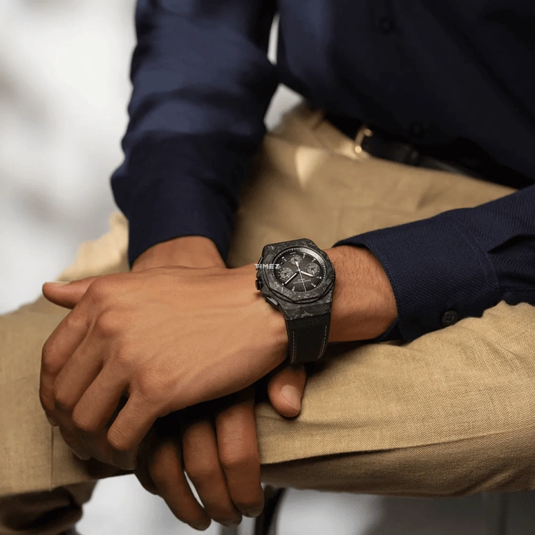 Girard-Perregaux,Laureato 44mm,44mm,Carbon,Titanium,Grey,Gradient,Automatic,Chronograph,Day,81060,81060-41-3222-1CX