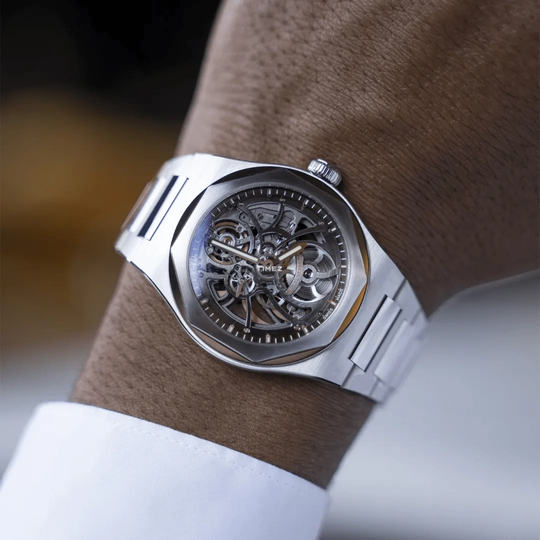 Girard-Perregaux,Laureato 42mm,42mm,Stainless Steel,Skeleton,Automatic,54hours,In-house Caliber,81015,81015-11-001-11A