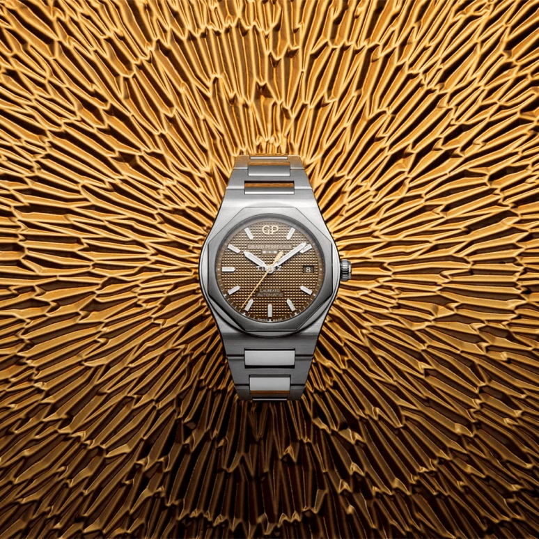 Girard-Perregaux,Laureato 38mm,38mm,Stainless Steel,Yellow,Automatic,Day,Sapphire,Crystal Glass,81005,81005-11-3154-1CM