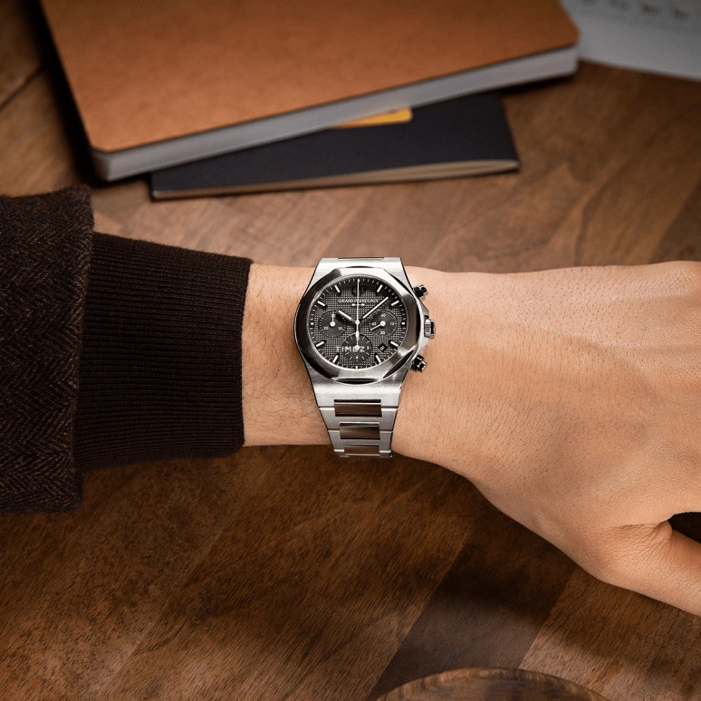 Girard-Perregaux,Laureato 42mm,42mm,Titanium,Grey,Automatic,Chronograph,Day,81020,81020-21-3263-1CM