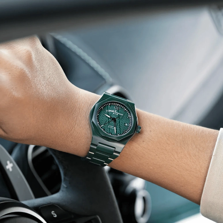 Girard-Perregaux,Laureato 38mm,38mm,Ceramic,Green,Automatic,Day,Sapphire,Crystal Glass,81005,81005-32-3080-1CX