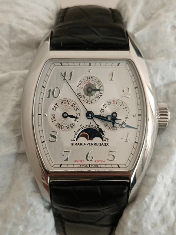 Girard-Perregaux,Heritage 37x37mm,37x37mm,White Gold,Silver,Automatic,Moonphase,Perpetual Calendar,Leap Year,Month,46hours,In-house Caliber,27220,27220-11-161-BA6A