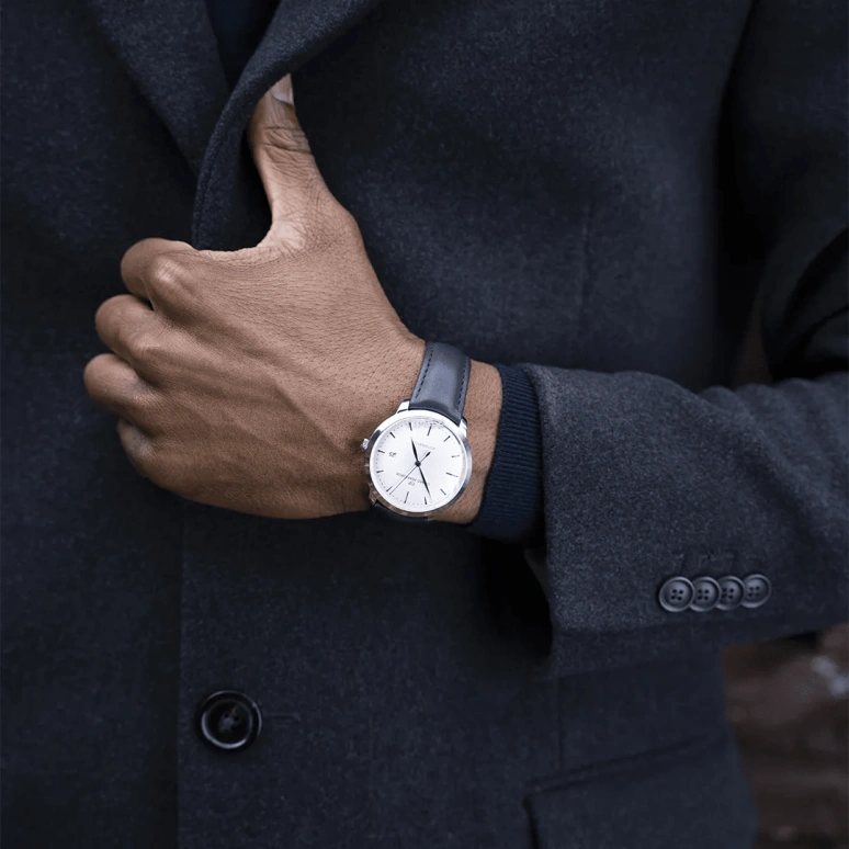 Girard-Perregaux,1966 40mm,40mm,Stainless Steel,Silver,White,Automatic,Day,46hours,49555,49555-11-131-BB60