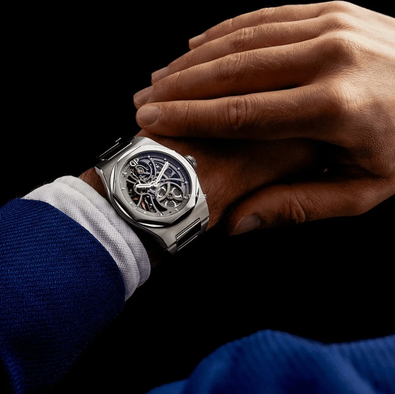 Girard-Perregaux,Laureato 42mm,42mm,Stainless Steel,Skeleton,Automatic,54hours,In-house Caliber,81015,81015-11-001-11A