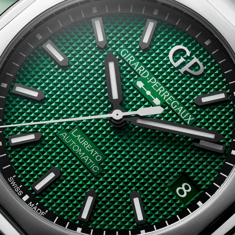 Girard-Perregaux,Laureato 42mm,42mm,Stainless Steel,Green,Automatic,Day,54hours,81010,81010-11-3153-1CM
