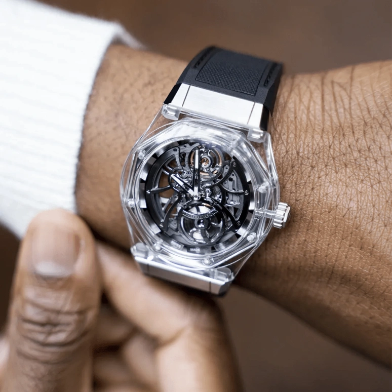 Girard-Perregaux,Laureato 44mm,44mm,Titanium,Sapphire,Crystal,Grey,Skeleton,Automatic,54hours,In-house Caliber,81071,81071-43-231-FB6A