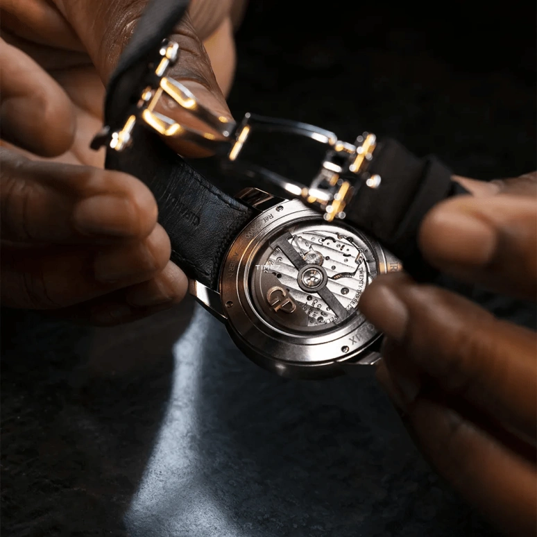 Girard-Perregaux,Bridges 44mm,44mm,Stainless Steel,Grey,Skeleton,Automatic,54hours,In-house Caliber,82000,82000-11-631-FA6A